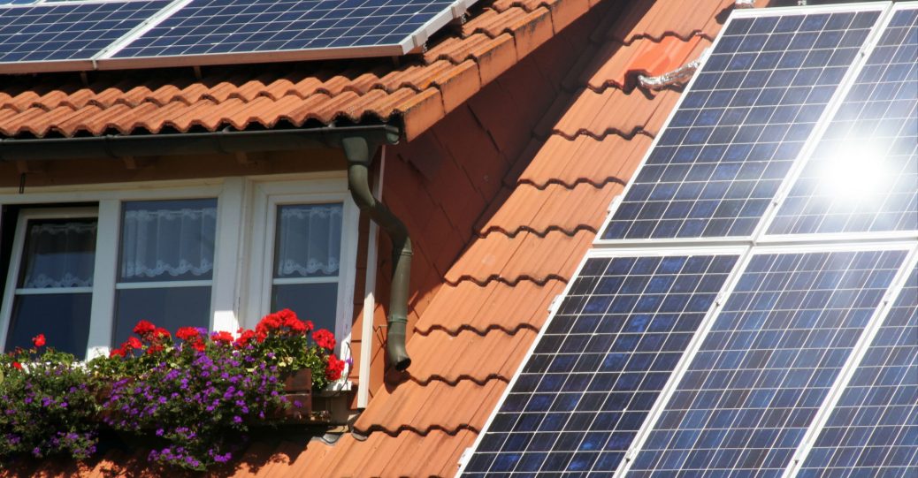 3 Reasons to NOT Go DIY with Solar Panel Installation